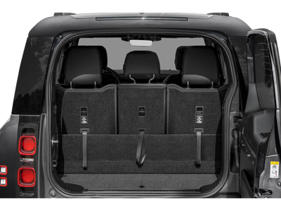 2023 Land Rover Defender SE