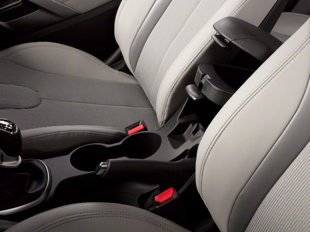 2012 Hyundai Veloster w/Black Int