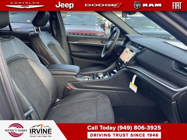 2026 Jeep Grand Cherokee Laredo