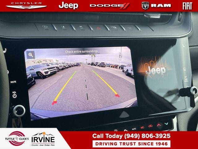 2026 Jeep Grand Cherokee Laredo