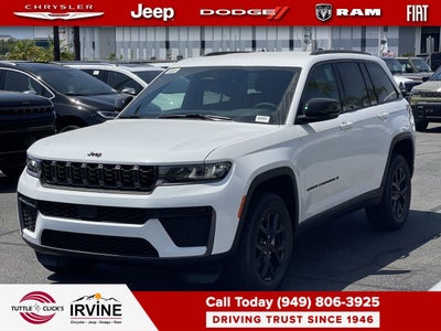 2026 Jeep Grand Cherokee Laredo Altitude
