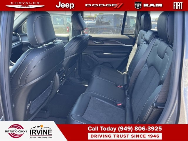 2026 Jeep Grand Cherokee Laredo