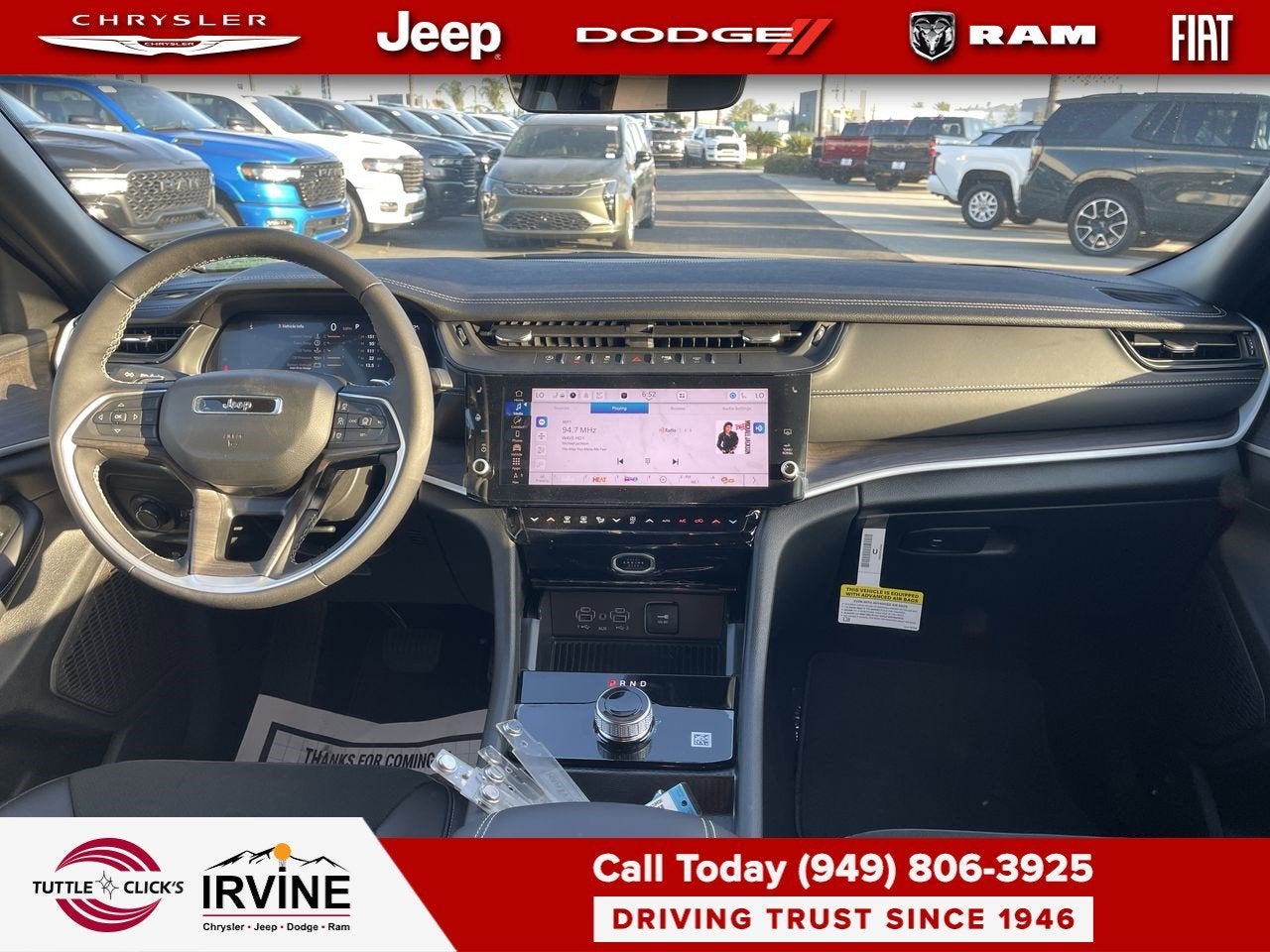 2026 Jeep Grand Cherokee Laredo Altitude