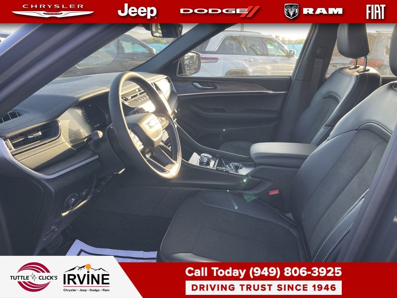 2026 Jeep Grand Cherokee Laredo Altitude
