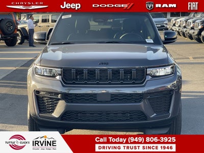 2026 Jeep Grand Cherokee Laredo Altitude