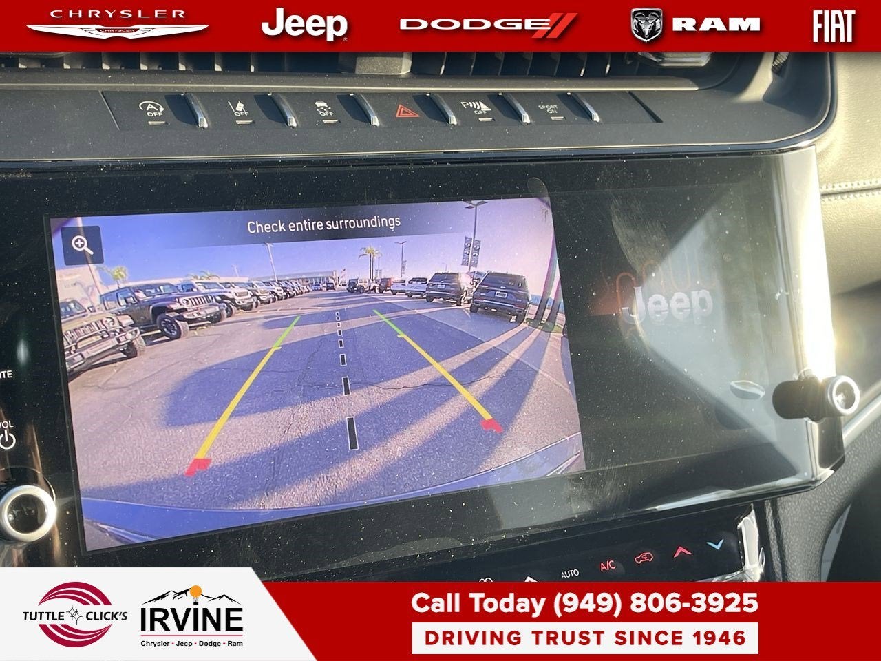 2026 Jeep Grand Cherokee Laredo Altitude