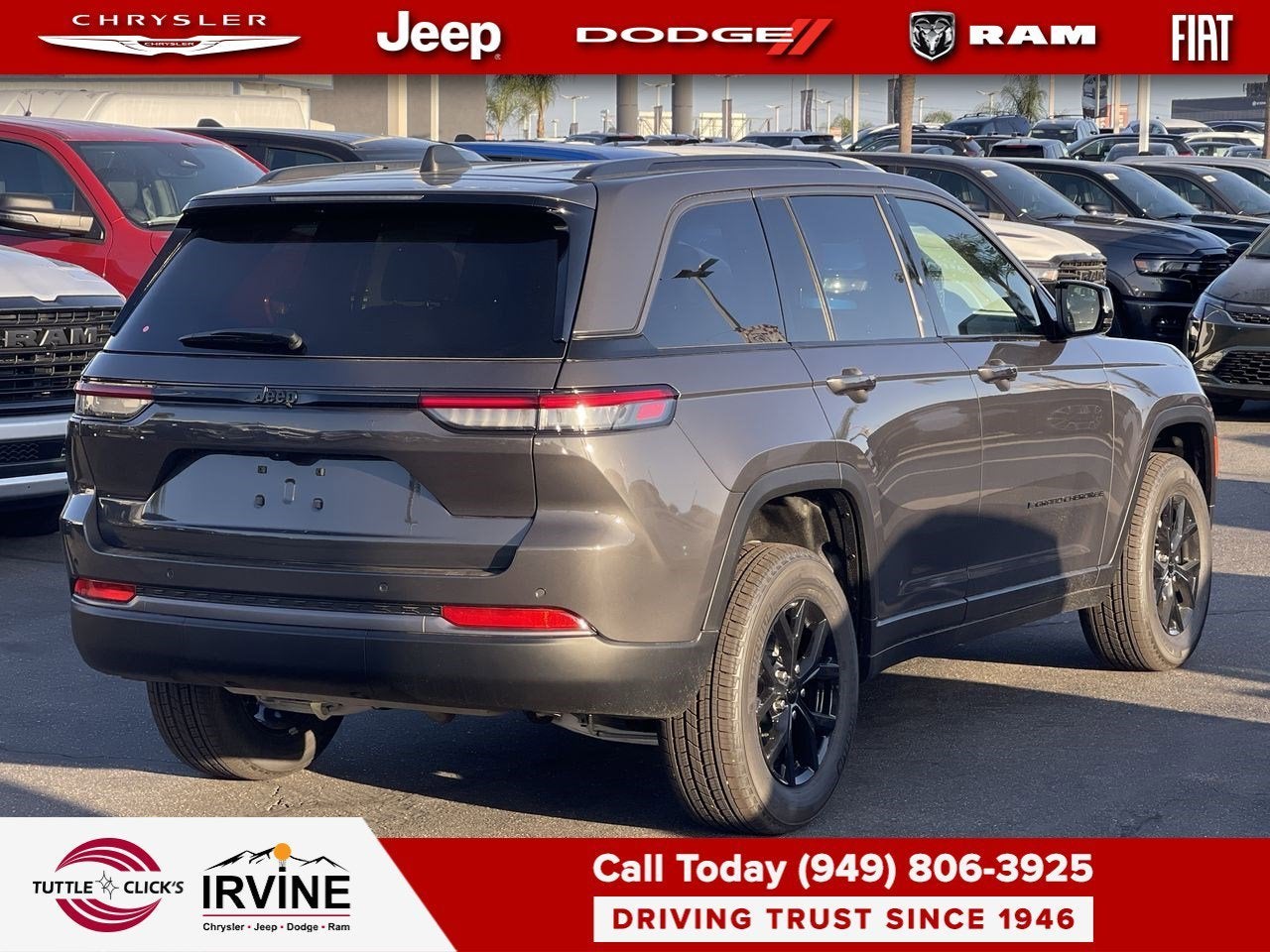 2026 Jeep Grand Cherokee Laredo Altitude