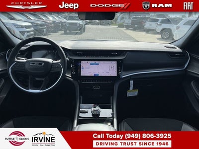 2026 Jeep Grand Cherokee Laredo