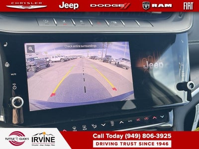 2026 Jeep Grand Cherokee Laredo