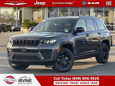 2026 Jeep Grand Cherokee Laredo Altitude
