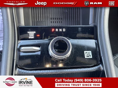 2026 Jeep Grand Cherokee Laredo Altitude