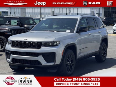 2026 Jeep Grand Cherokee Laredo Altitude