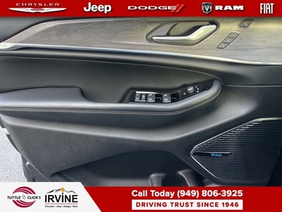2023 Jeep Grand Cherokee Overland