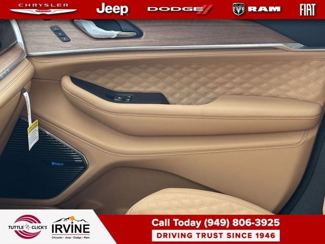 2026 Jeep Grand Cherokee Summit