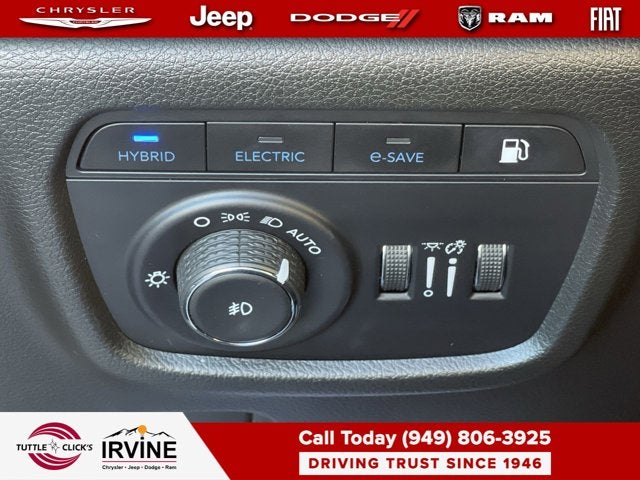 2022 Jeep Grand Cherokee 4xe Trailhawk