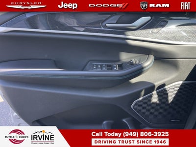 2023 Jeep Grand Cherokee 4xe Trailhawk