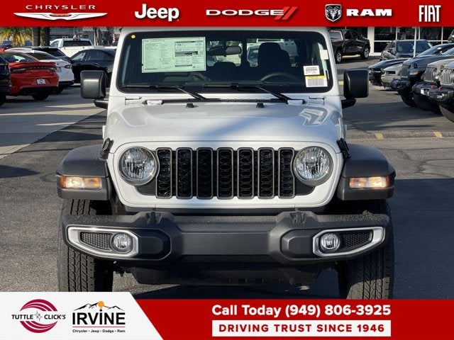 2026 Jeep Gladiator Sport