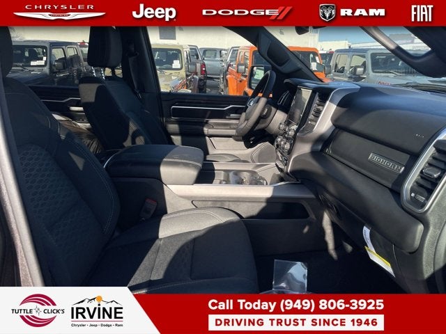 2025 RAM 1500 BIG HORN