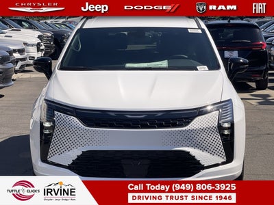 2027 Chrysler Pacifica Select