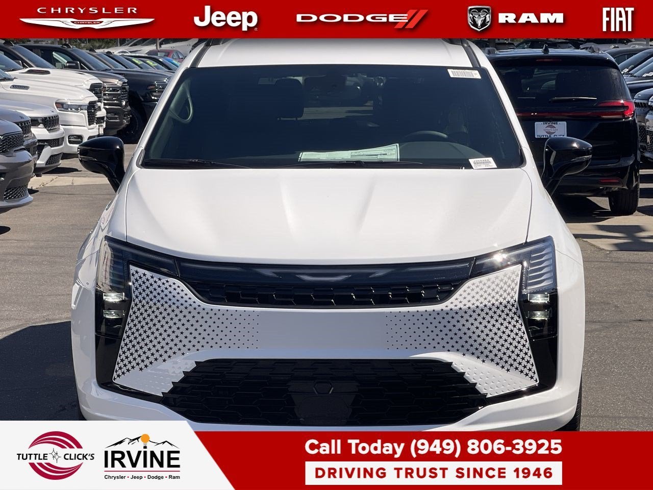 2027 Chrysler Pacifica Select