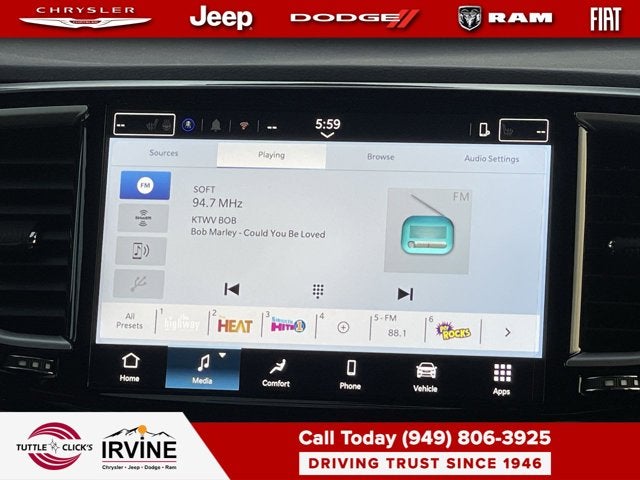 2026 Chrysler Pacifica Select