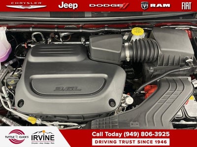 2026 Chrysler Pacifica Select