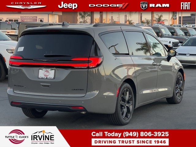 2025 Chrysler Pacifica Limited