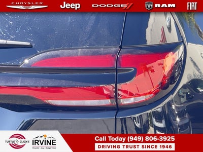 2027 Chrysler Pacifica Limited