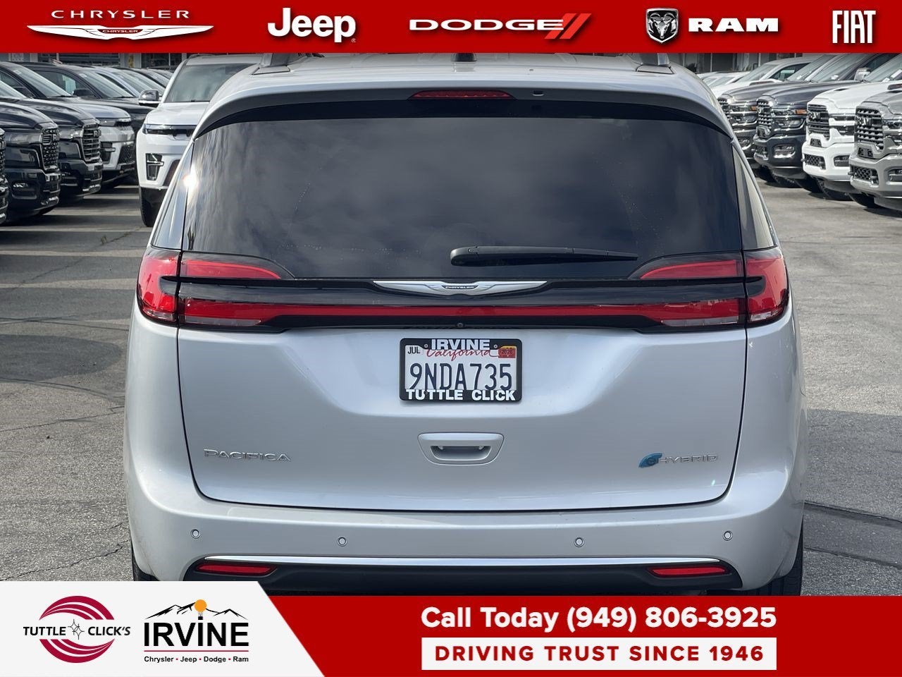 2023 Chrysler Pacifica Hybrid Pinnacle