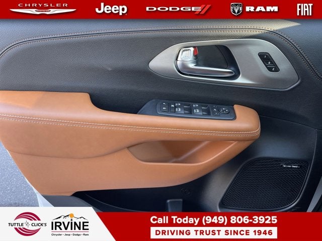 2026 Chrysler Pacifica Pinnacle