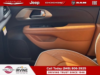 2026 Chrysler Pacifica Pinnacle