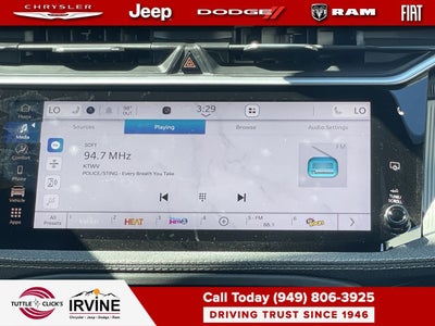 2026 Jeep Cherokee Laredo