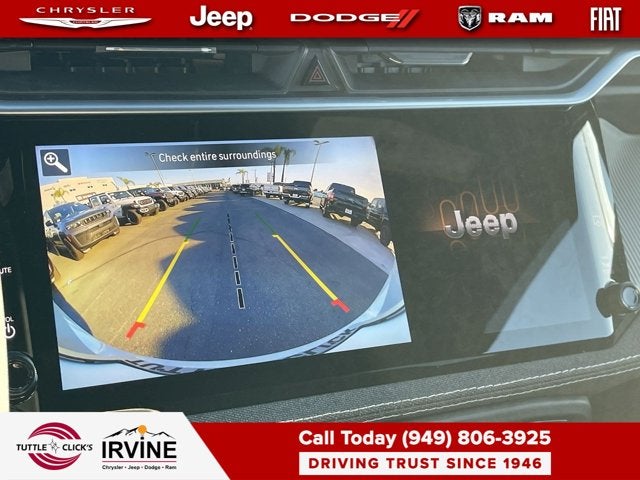 2026 Jeep Cherokee Laredo