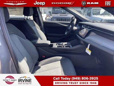 2026 Jeep Cherokee Laredo