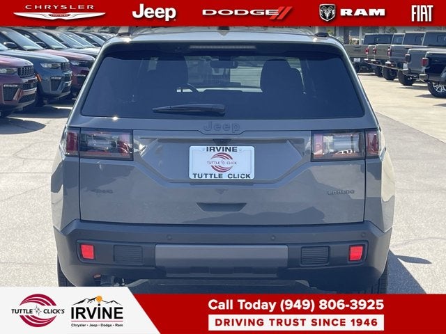 2026 Jeep Cherokee Laredo