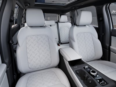 2026 Jeep Cherokee Overland