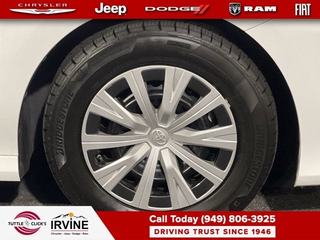 2024 Toyota Camry Hybrid LE