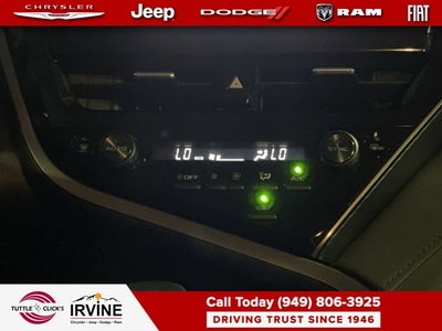 2024 Toyota Camry Hybrid LE