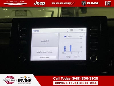 2024 Toyota Camry Hybrid LE