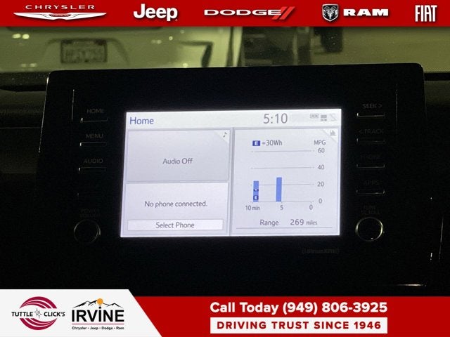 2024 Toyota Camry Hybrid LE