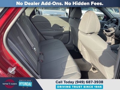 2023 Hyundai ELANTRA SEL