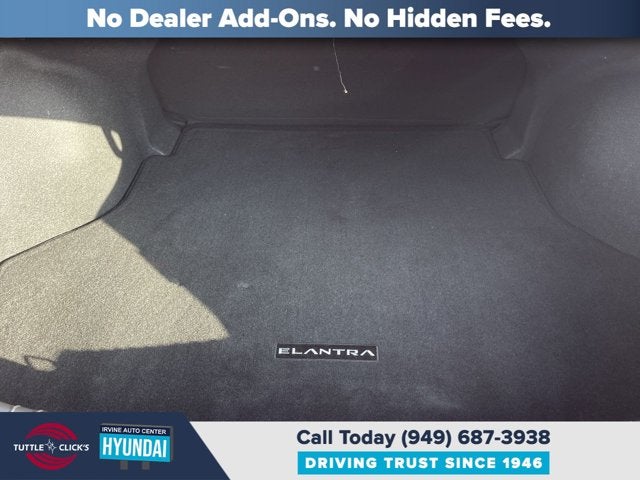 2023 Hyundai ELANTRA SEL