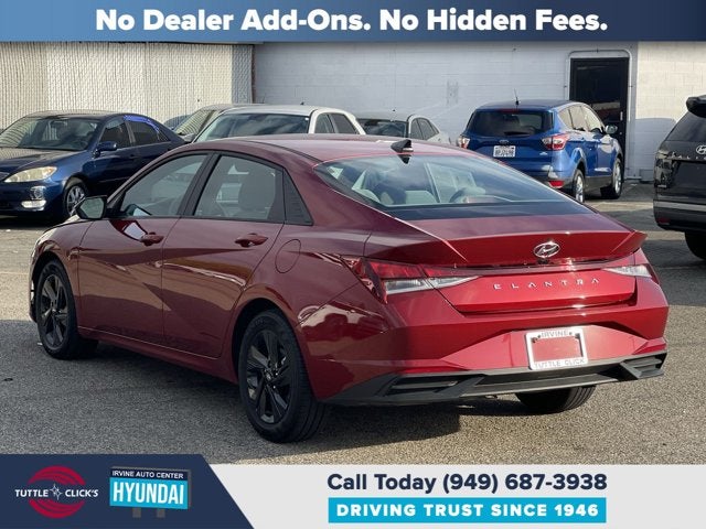 2023 Hyundai ELANTRA SEL