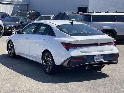 2025 Hyundai Elantra SEL Convenience