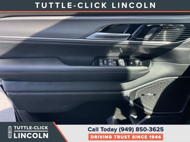 2026 Jeep Grand Wagoneer 4DR 2WD