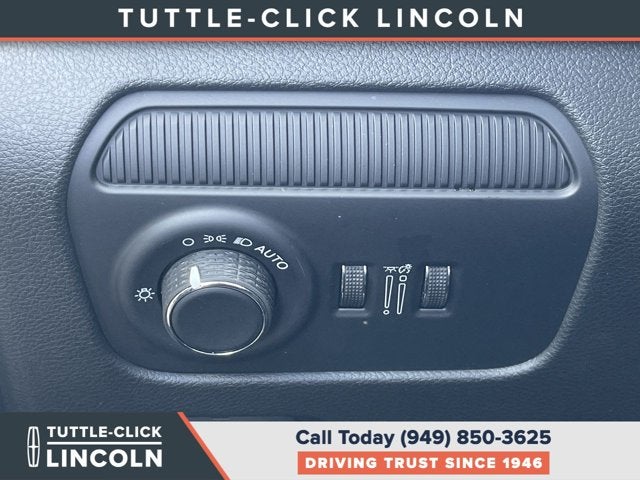 2026 Jeep Grand Wagoneer 4DR 2WD