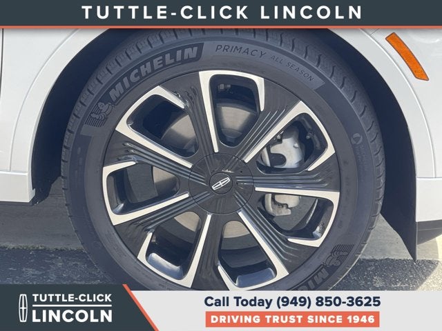 2024 Lincoln Nautilus Reserve