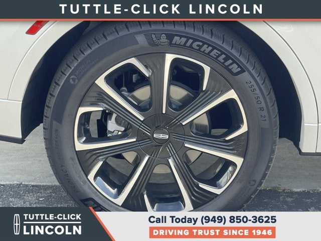 2024 Lincoln Nautilus Reserve