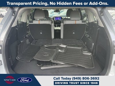 2023 Toyota Highlander Hybrid Bronze Edition