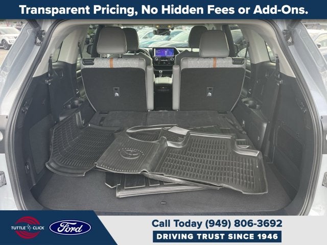 2023 Toyota Highlander Hybrid Bronze Edition